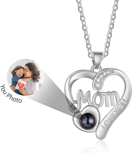 Personalized photo necklace with spotlight